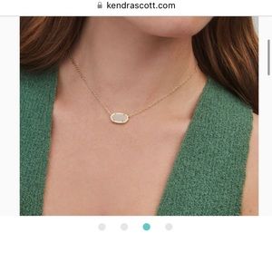 Kendra Scott Elisa Gold Pendant Necklace in Iridescent Drusy